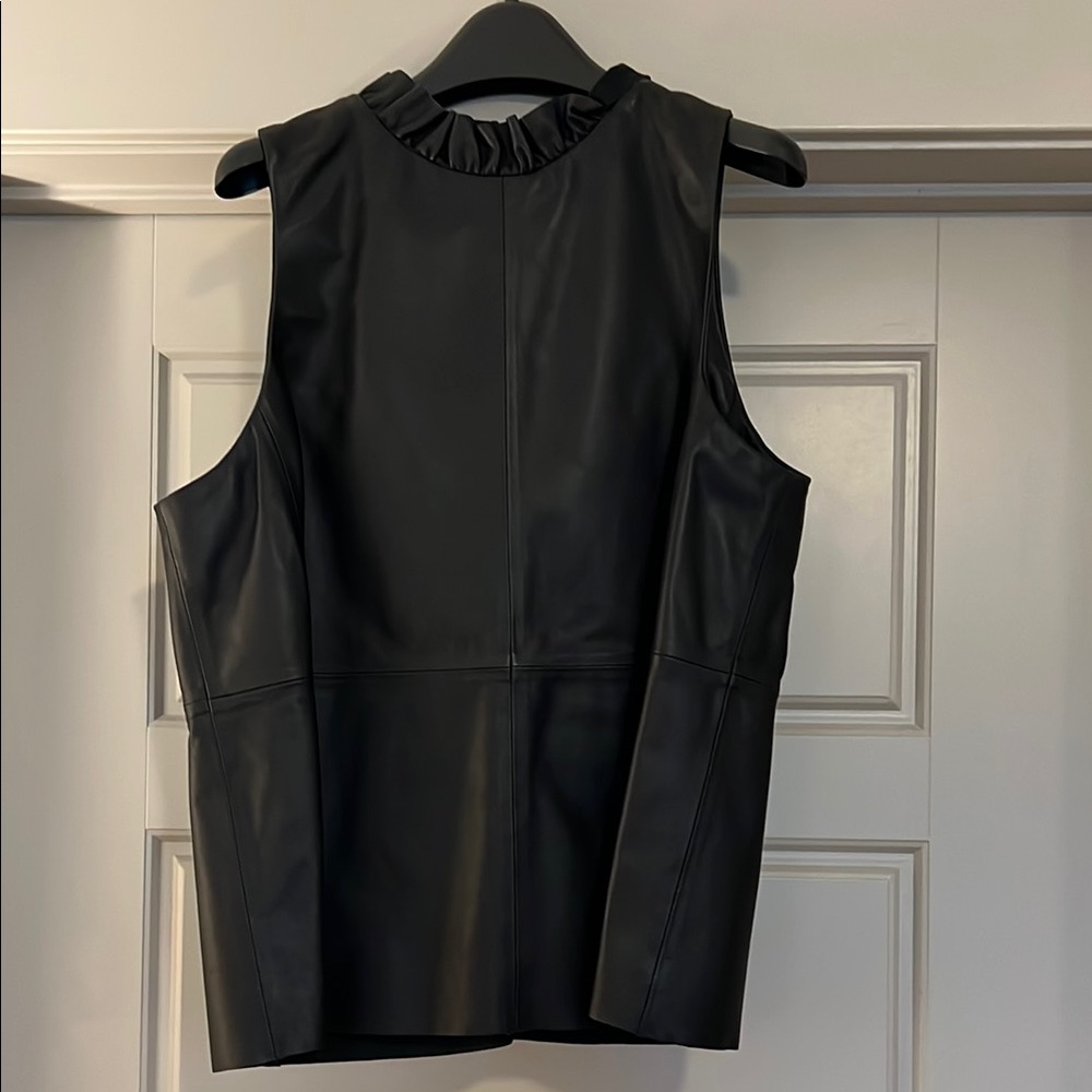 ANTONIO MELANI Black Sleeveless Blouse